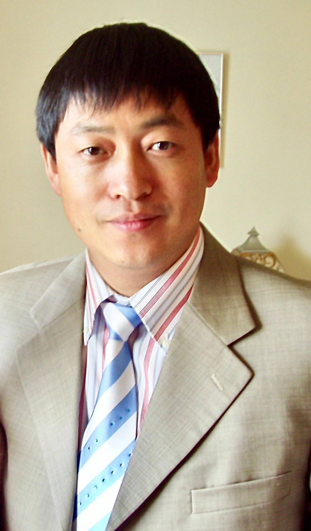 Jinsong Tang