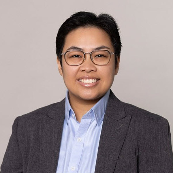  Alex De Leon