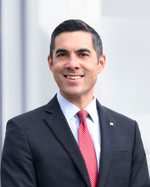 Alex  Ng